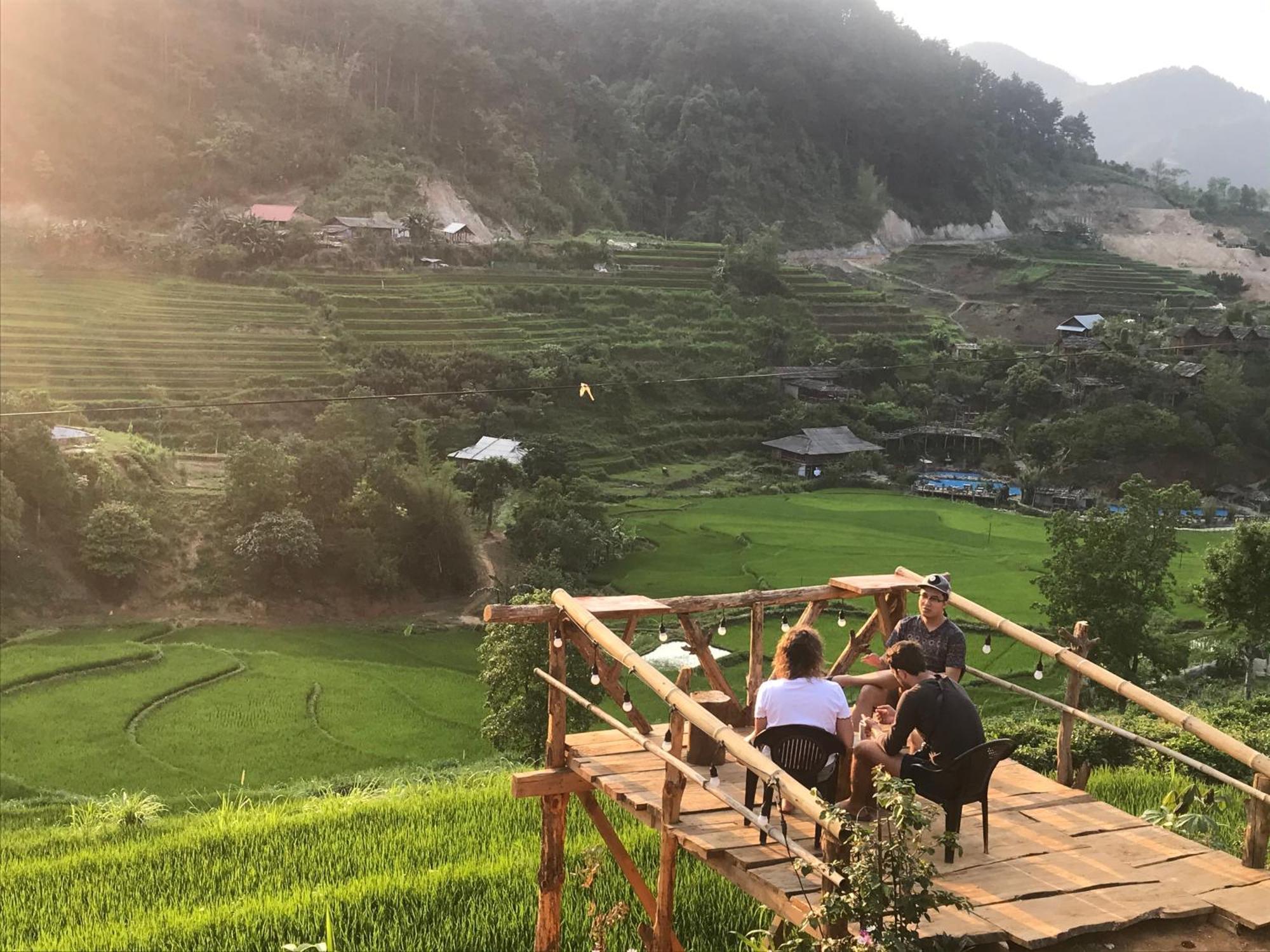 Zoni Home Tram Tau Cham Ta Lao Exterior foto