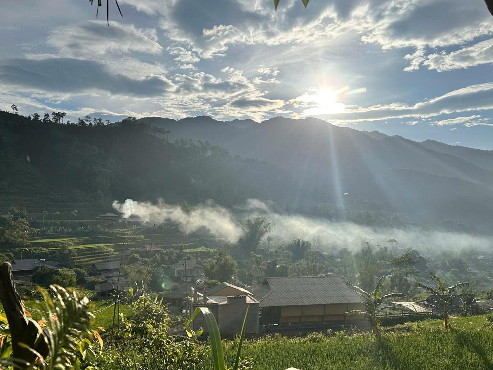 Zoni Home Tram Tau Cham Ta Lao Exterior foto
